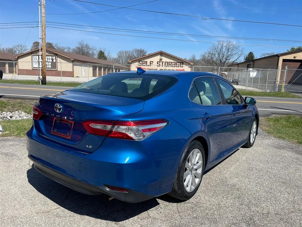 Toyota Camry  2019