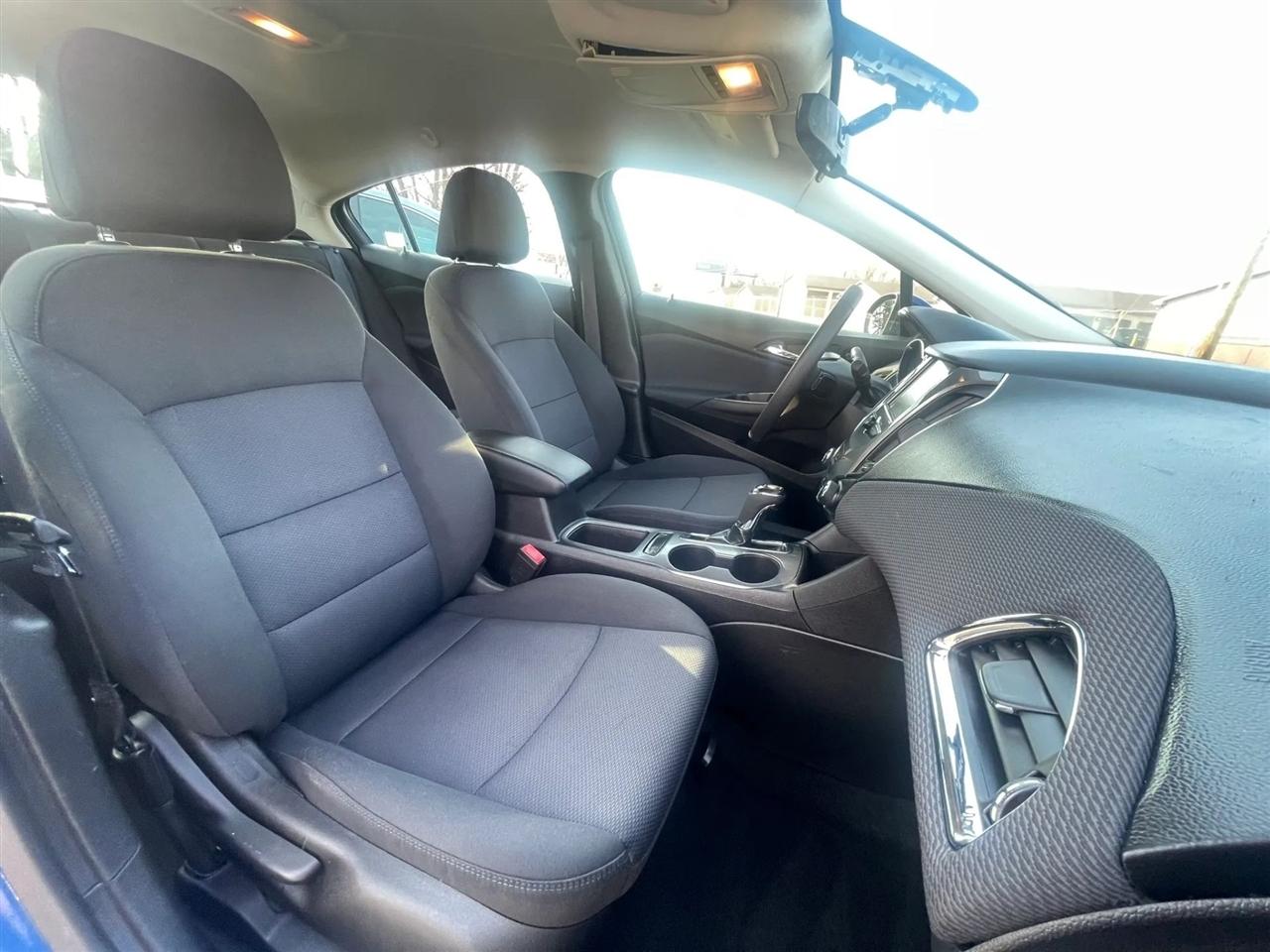 Chevrolet Cruze  2018