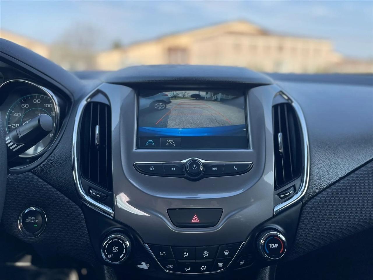 Chevrolet Cruze  2018