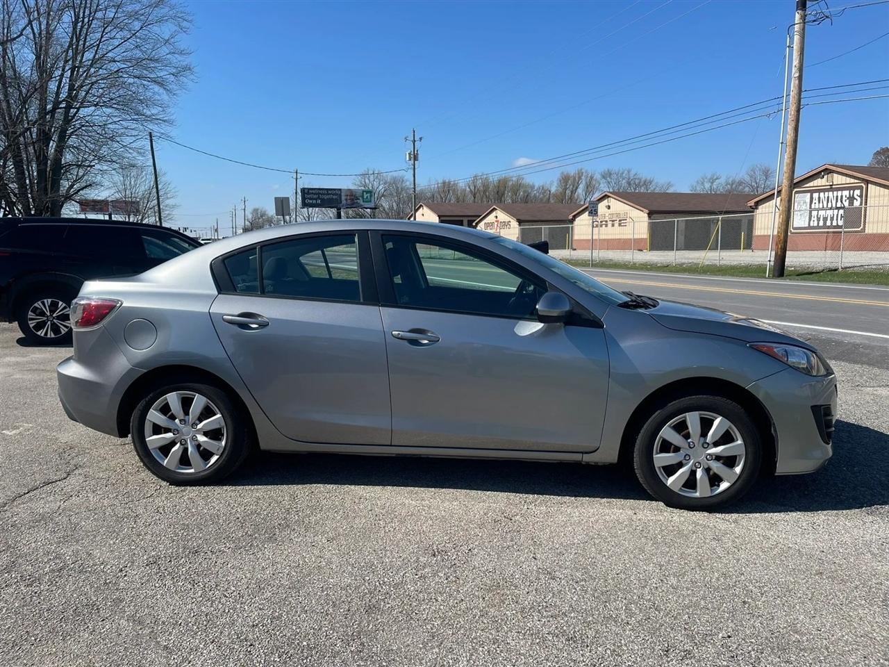 Mazda MAZDA3  2010