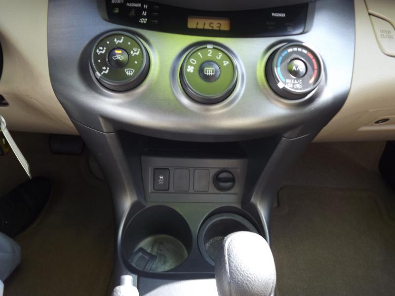 2012 Toyota RAV4 photo 19