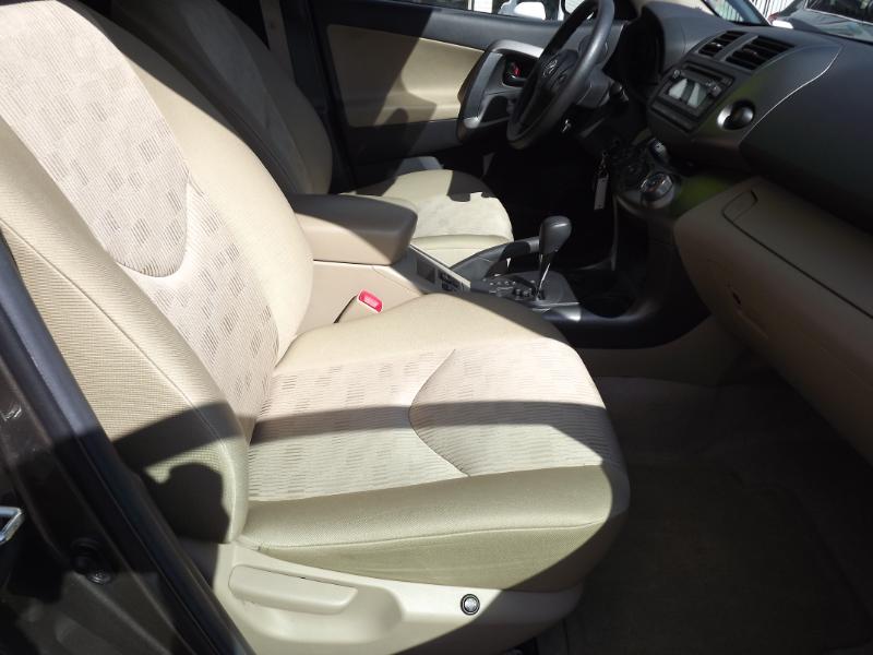 2012 Toyota RAV4 photo 27