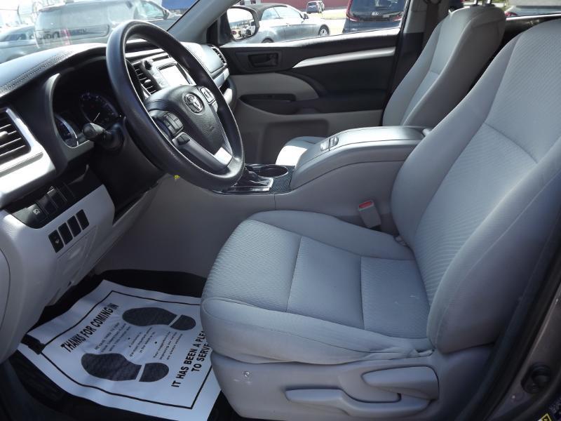 Toyota Highlander  2017