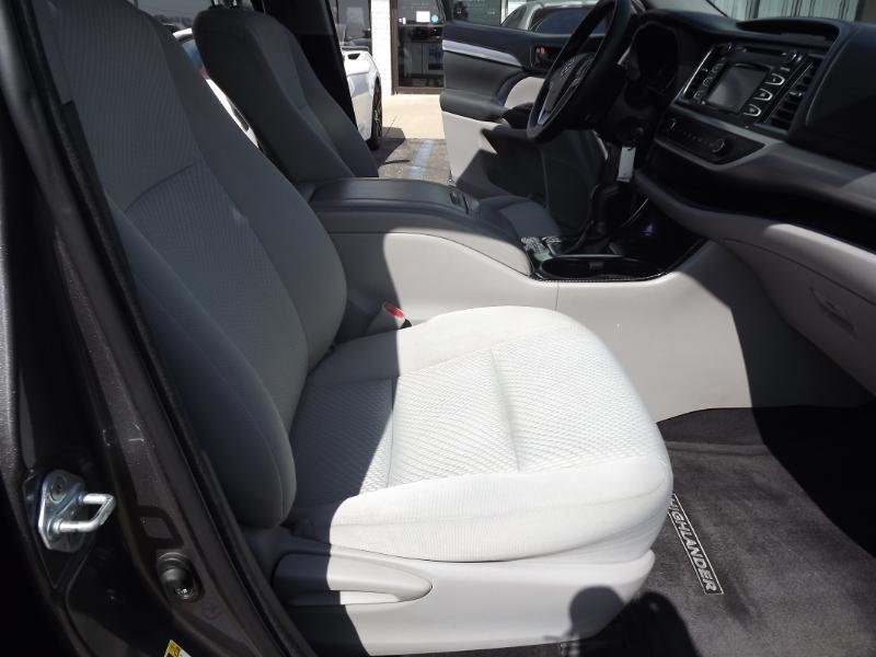 Toyota Highlander  2017