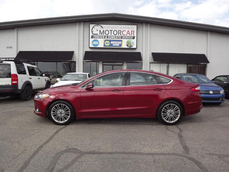Ford Fusion SE 2013