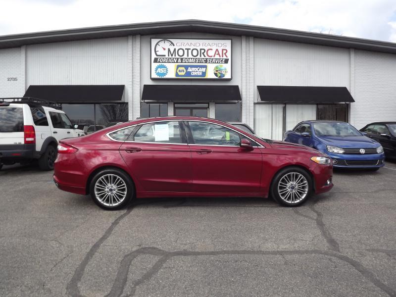 Ford Fusion SE 2013