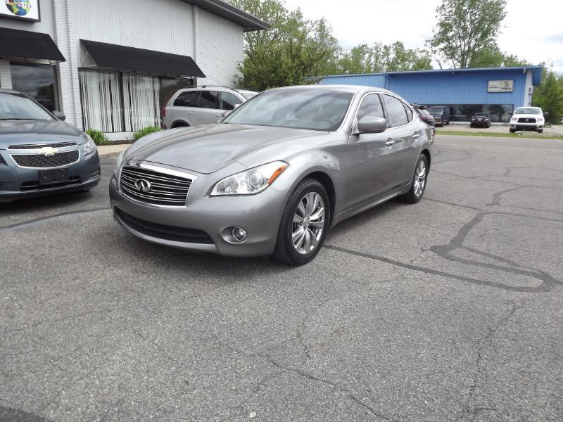 Infiniti M37 4dr Sdn RWD 2013