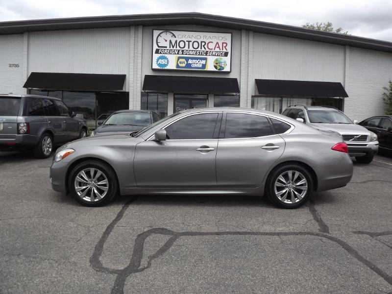 Infiniti M37 4dr Sdn RWD 2013