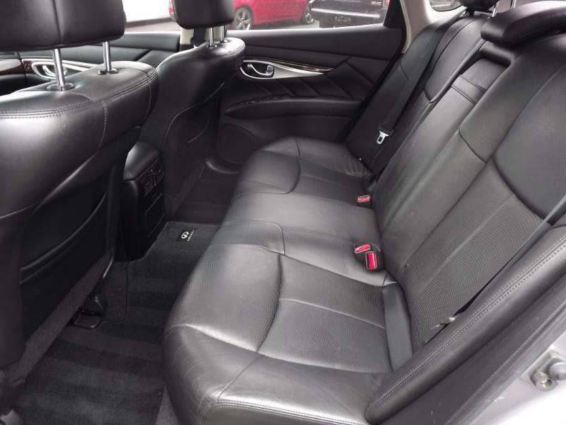 Infiniti M37 4dr Sdn RWD 2013
