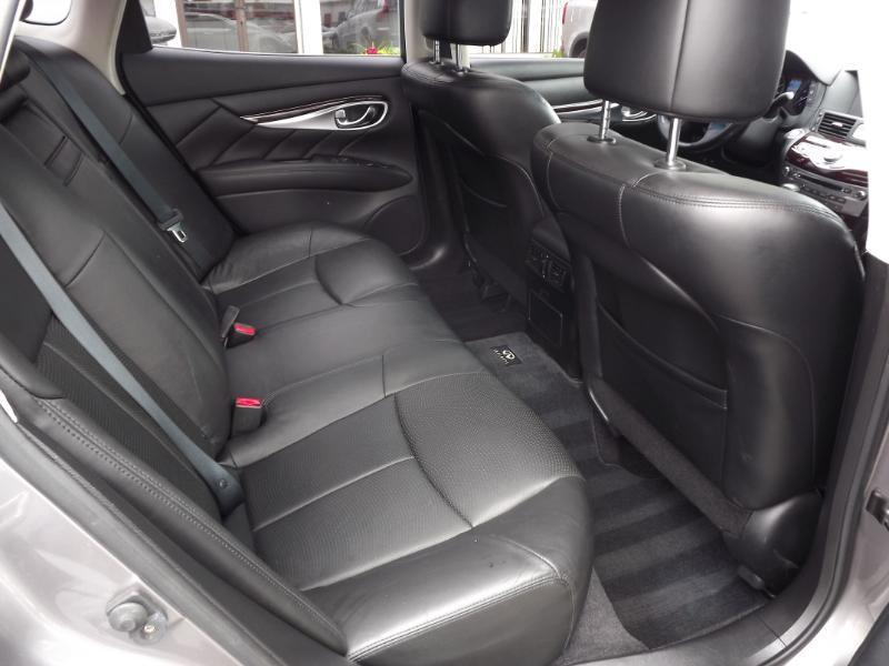 Infiniti M37 4dr Sdn RWD 2013