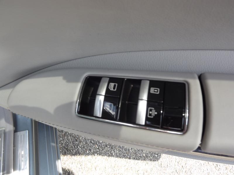 Mercedes-Benz S-Class S350 BLUETEC 2012