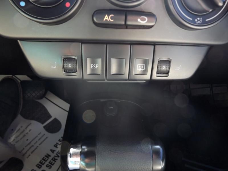 Volkswagen New Beetle  2010