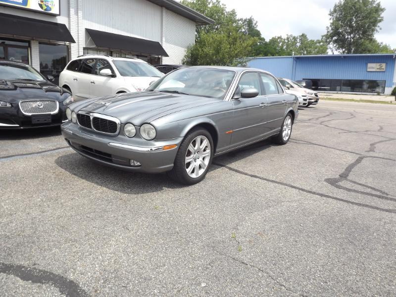2004 Jaguar XJ-Series 