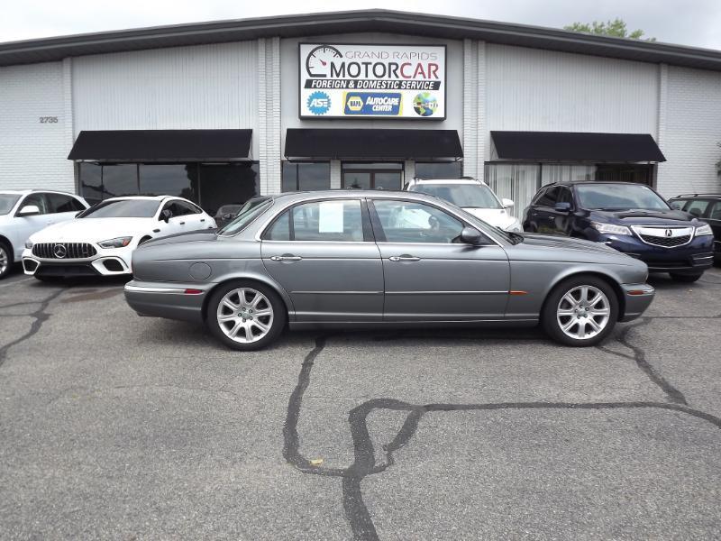 Jaguar XJ-Series  2004