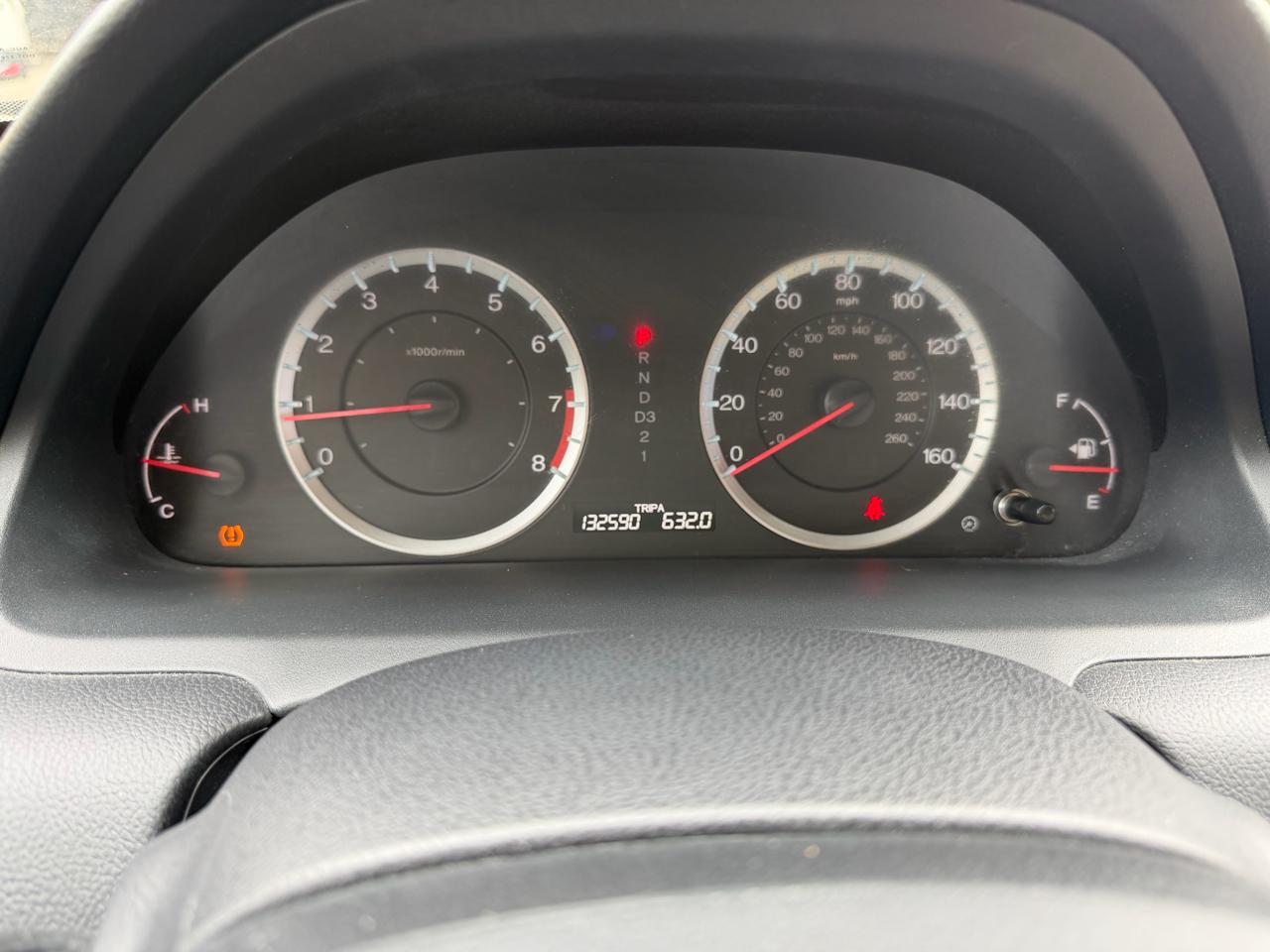 Honda Accord LX-P Sedan AT 2011