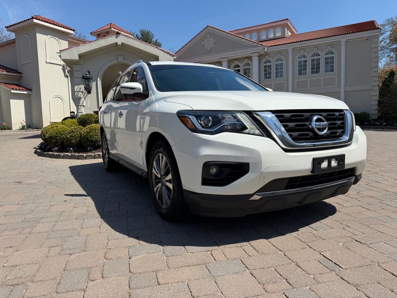 Nissan Pathfinder SL 2020