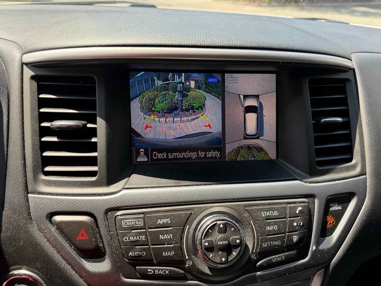 Nissan Pathfinder SL 2020