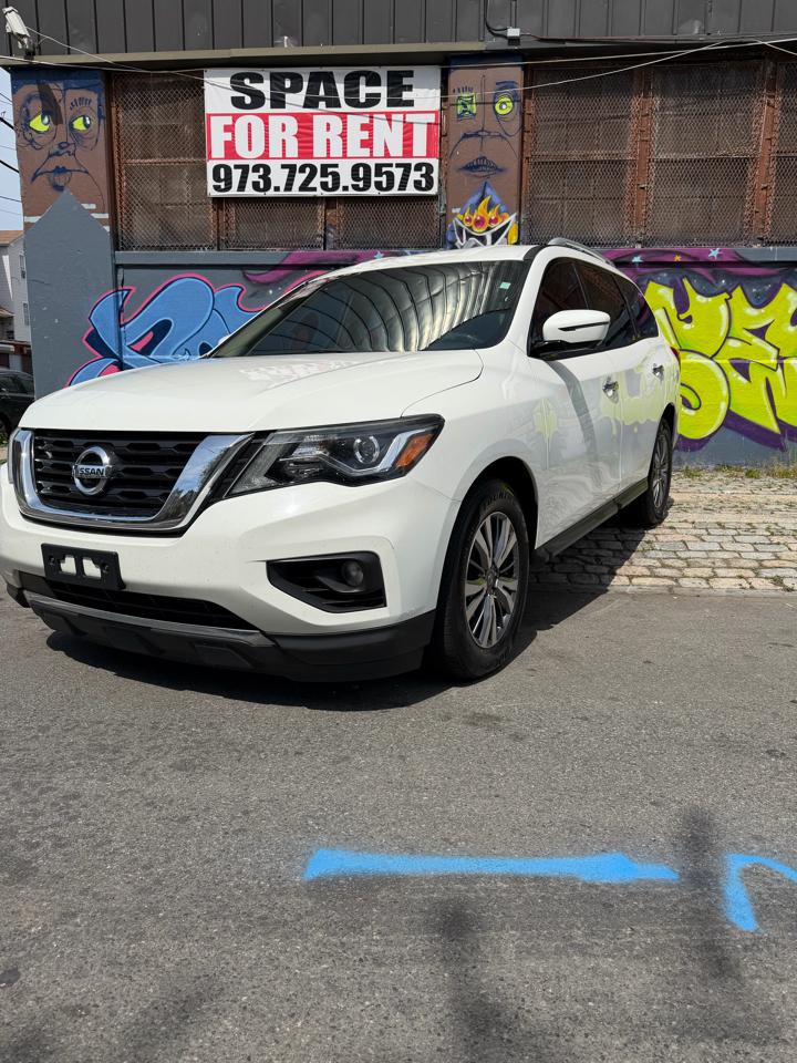 Nissan Pathfinder SL 2020