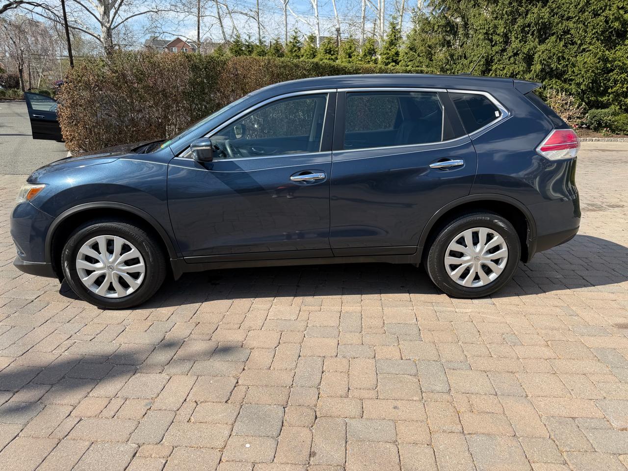 Nissan Rogue SV AWD 2015
