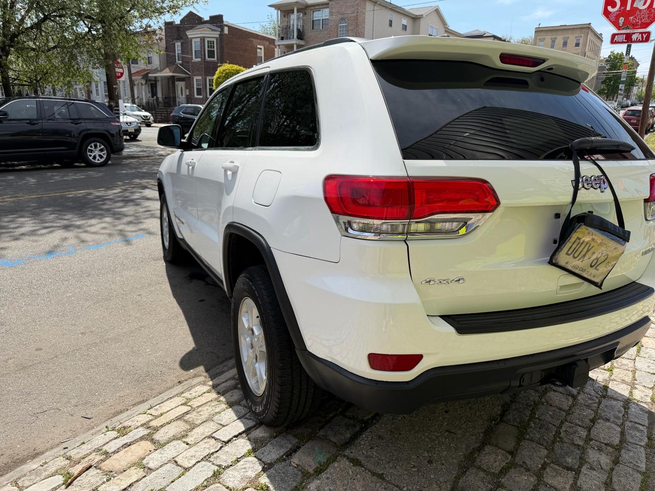 Jeep Grand Cherokee Laredo 4WD 2015