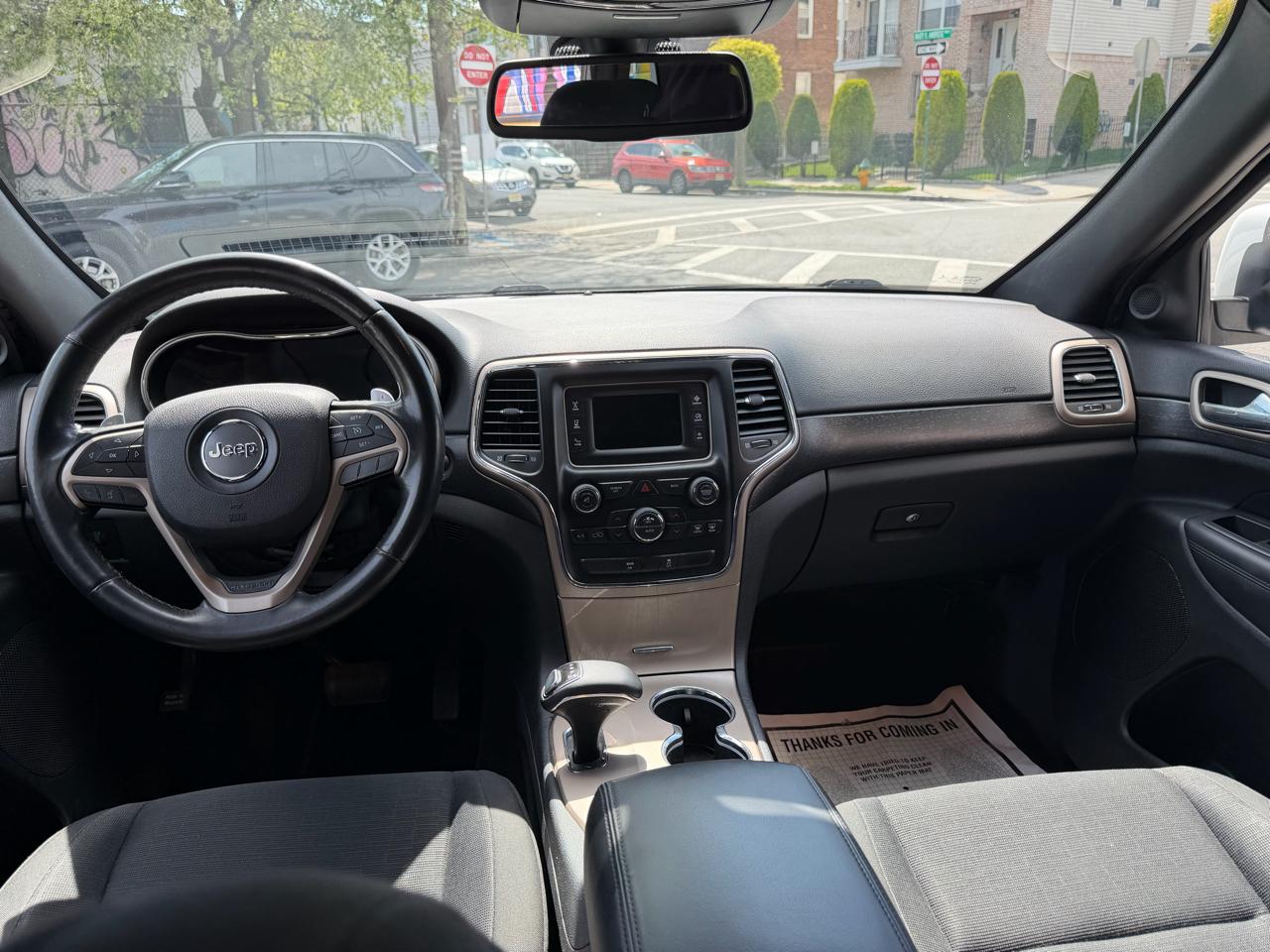 Jeep Grand Cherokee Laredo 4WD 2015