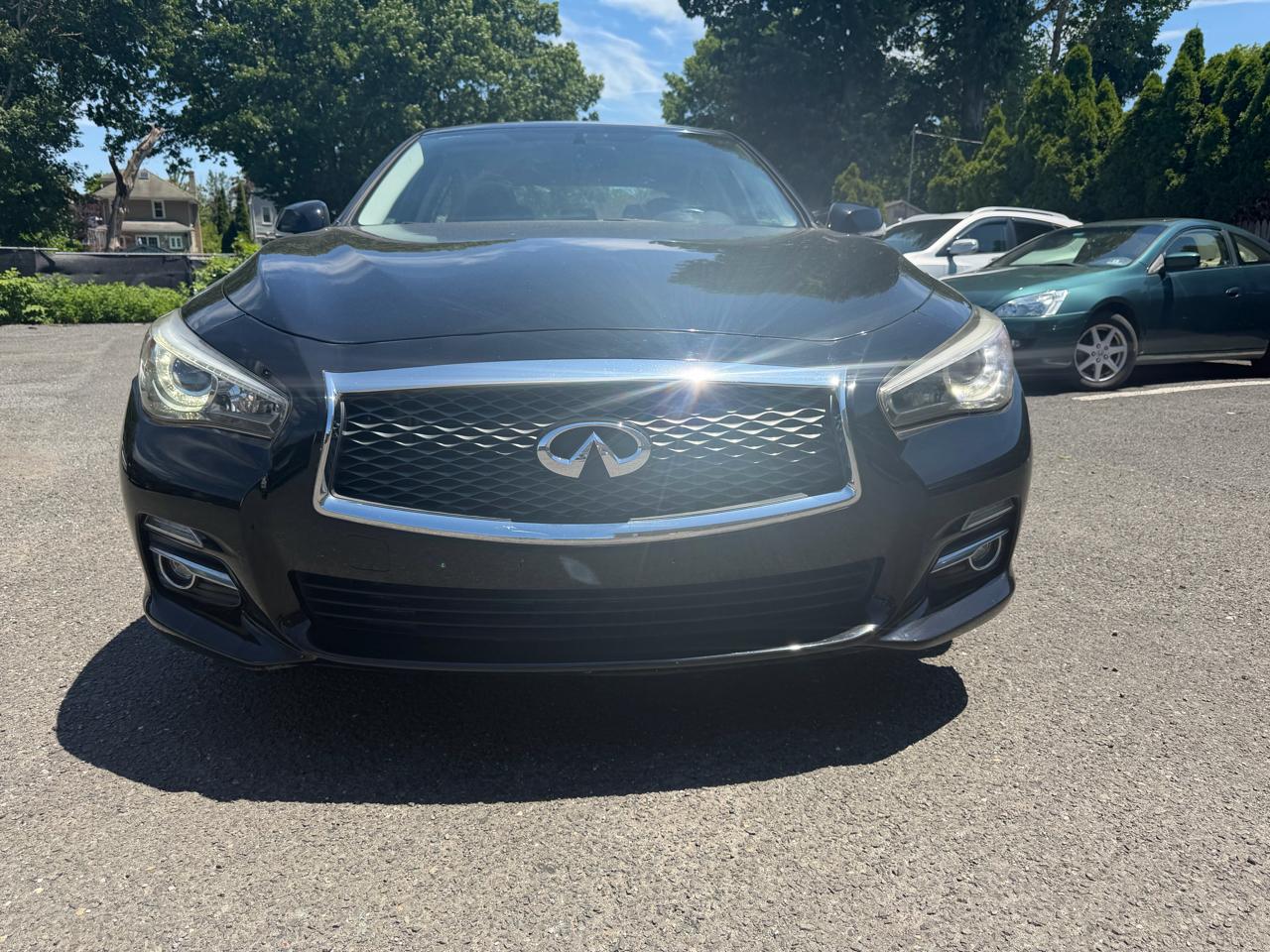 Infiniti Q50 Base AWD 2015