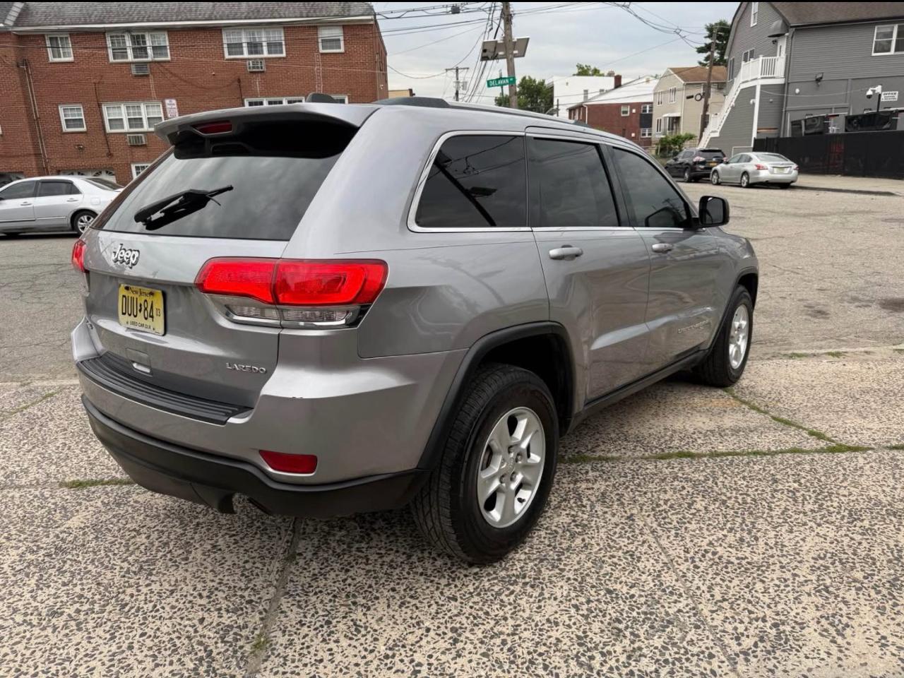 Jeep Grand Cherokee Laredo 4WD 2014