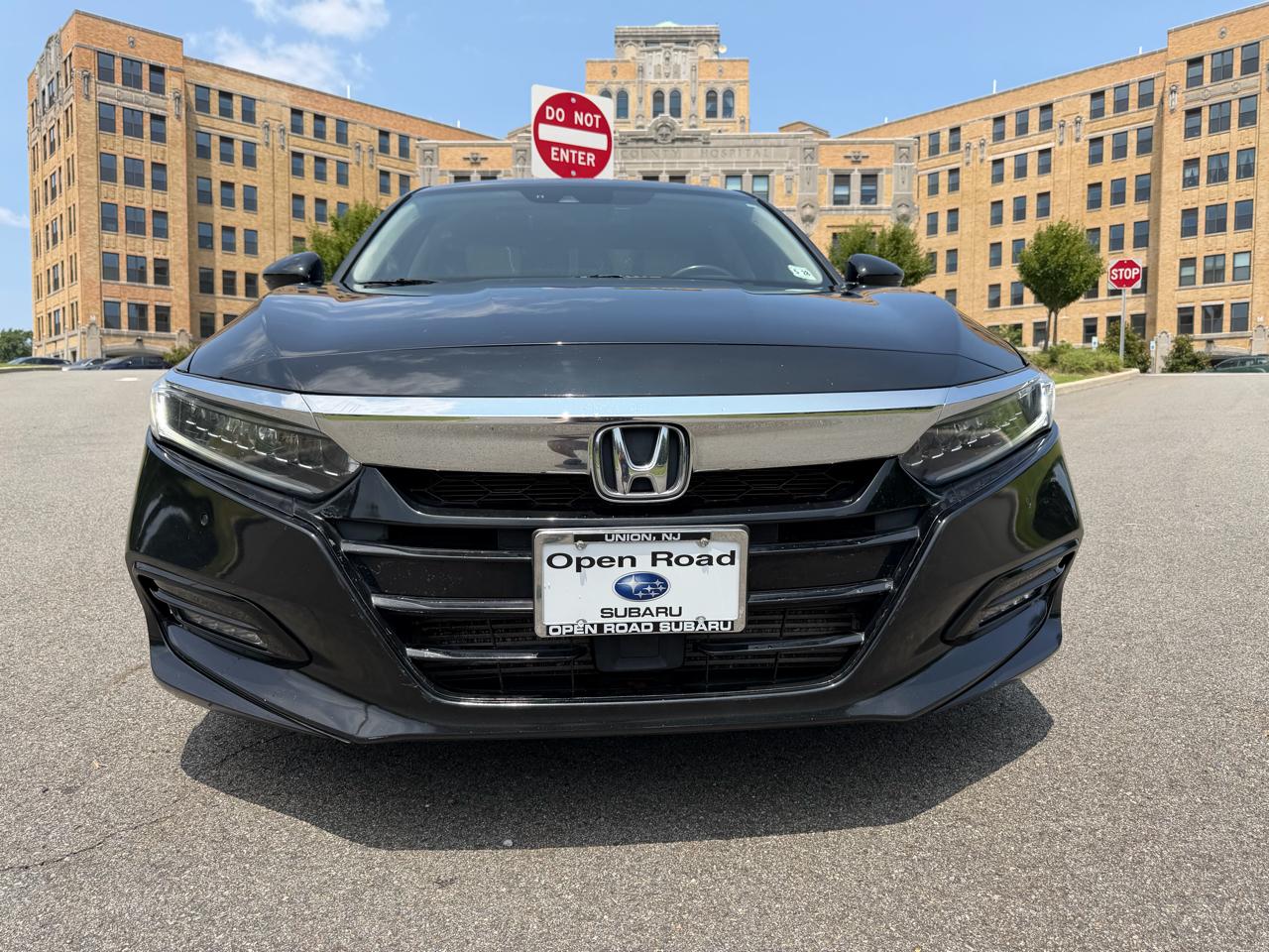 Honda Accord Touring 4D Sedan 1.5L at 2018