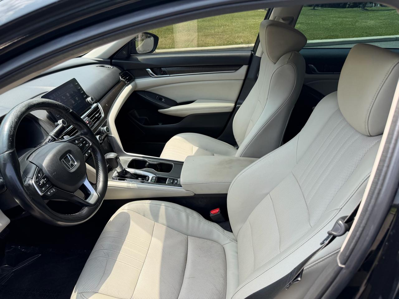 Honda Accord Touring 4D Sedan 1.5L at 2018