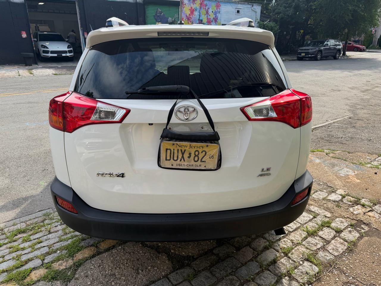 Toyota RAV4 LE AWD 2014