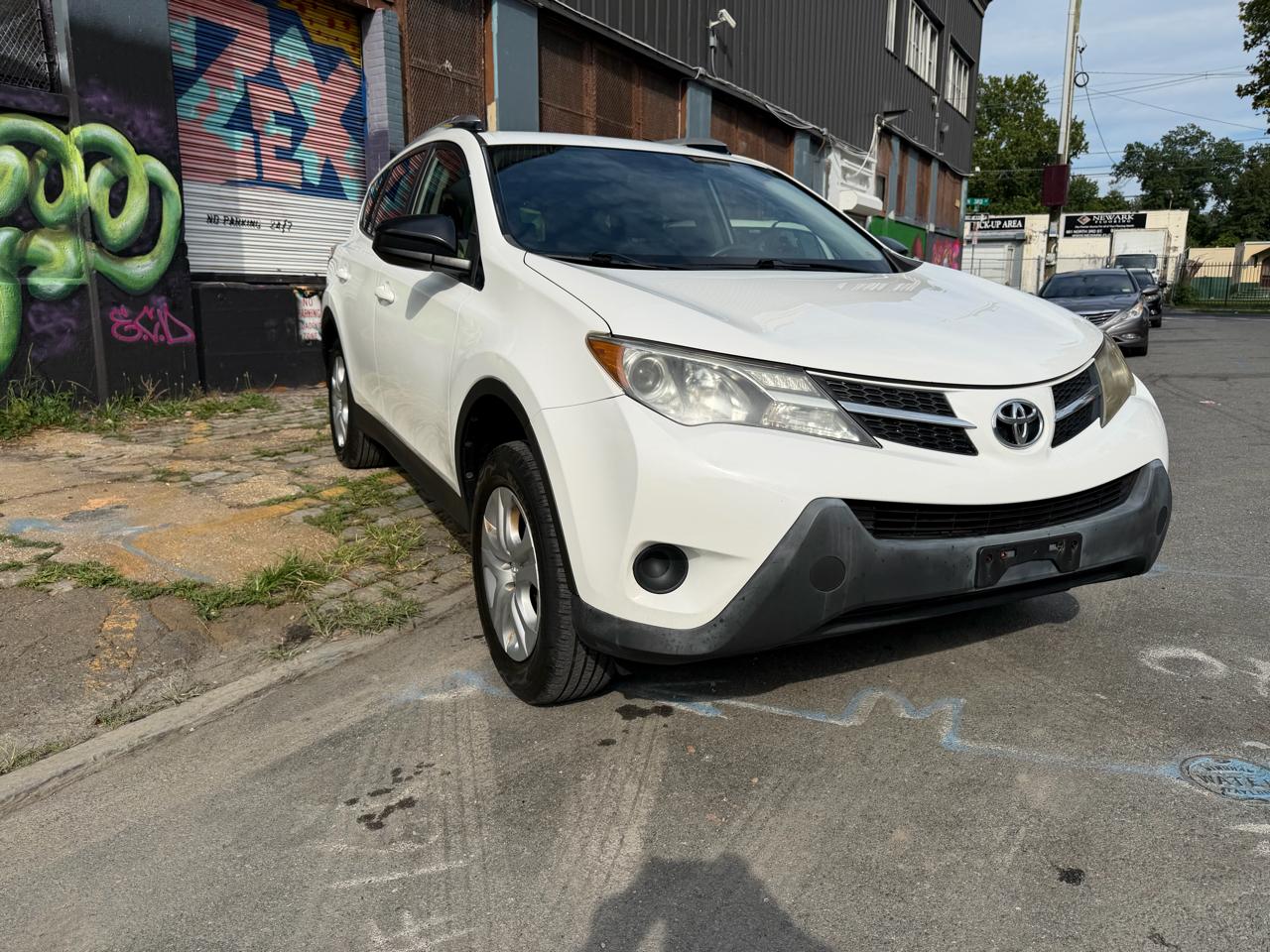 Toyota RAV4 LE AWD 2014
