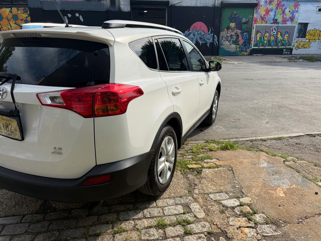 Toyota RAV4 LE AWD 2014