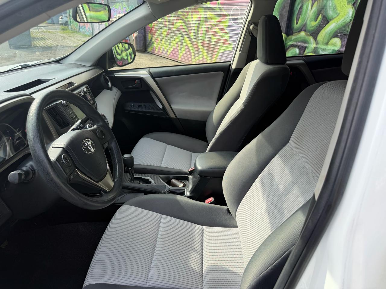 Toyota RAV4 LE AWD 2014