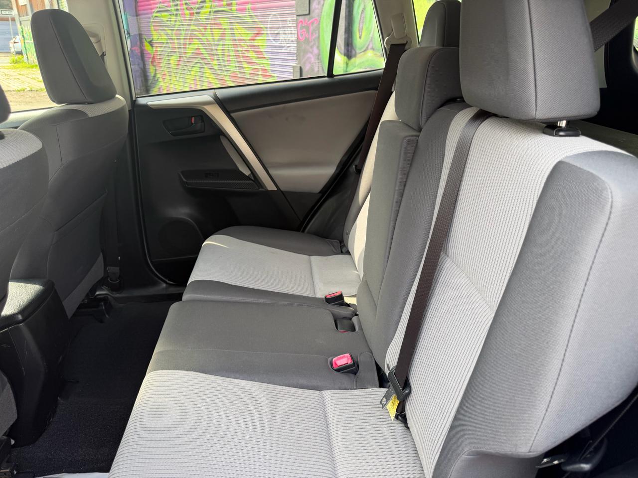 Toyota RAV4 LE AWD 2014