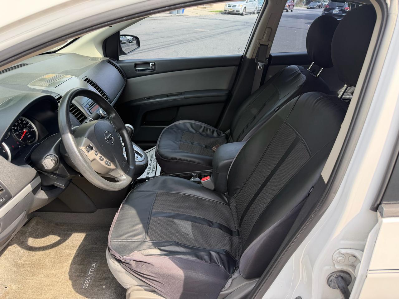 Nissan Sentra 2.0 SL 2010