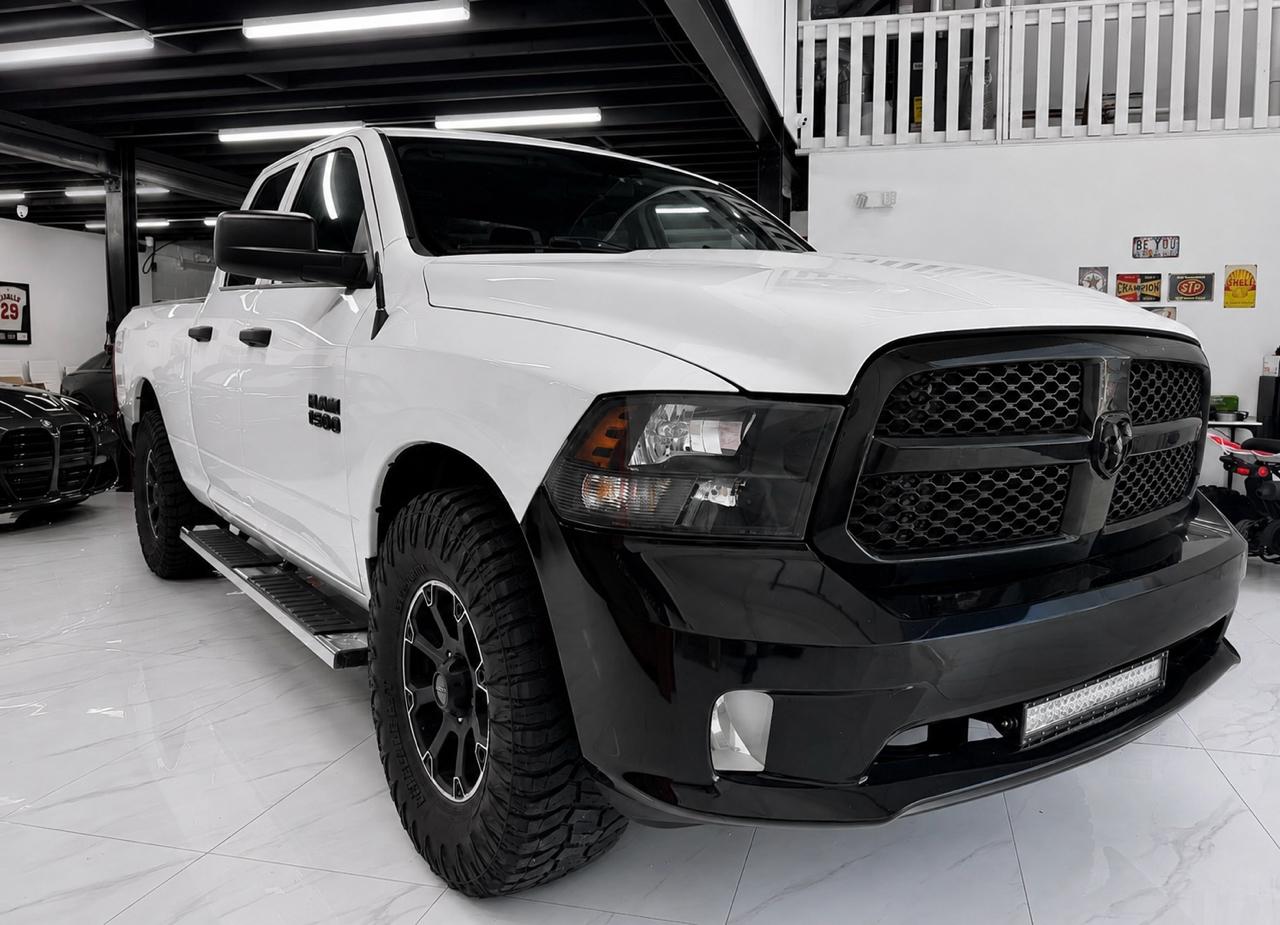 RAM 1500 Tradesman Quad Cab 4WD 2018