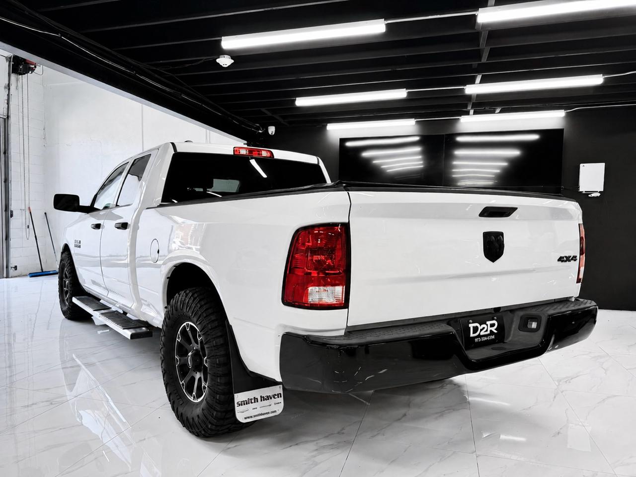 RAM 1500 Tradesman Quad Cab 4WD 2018