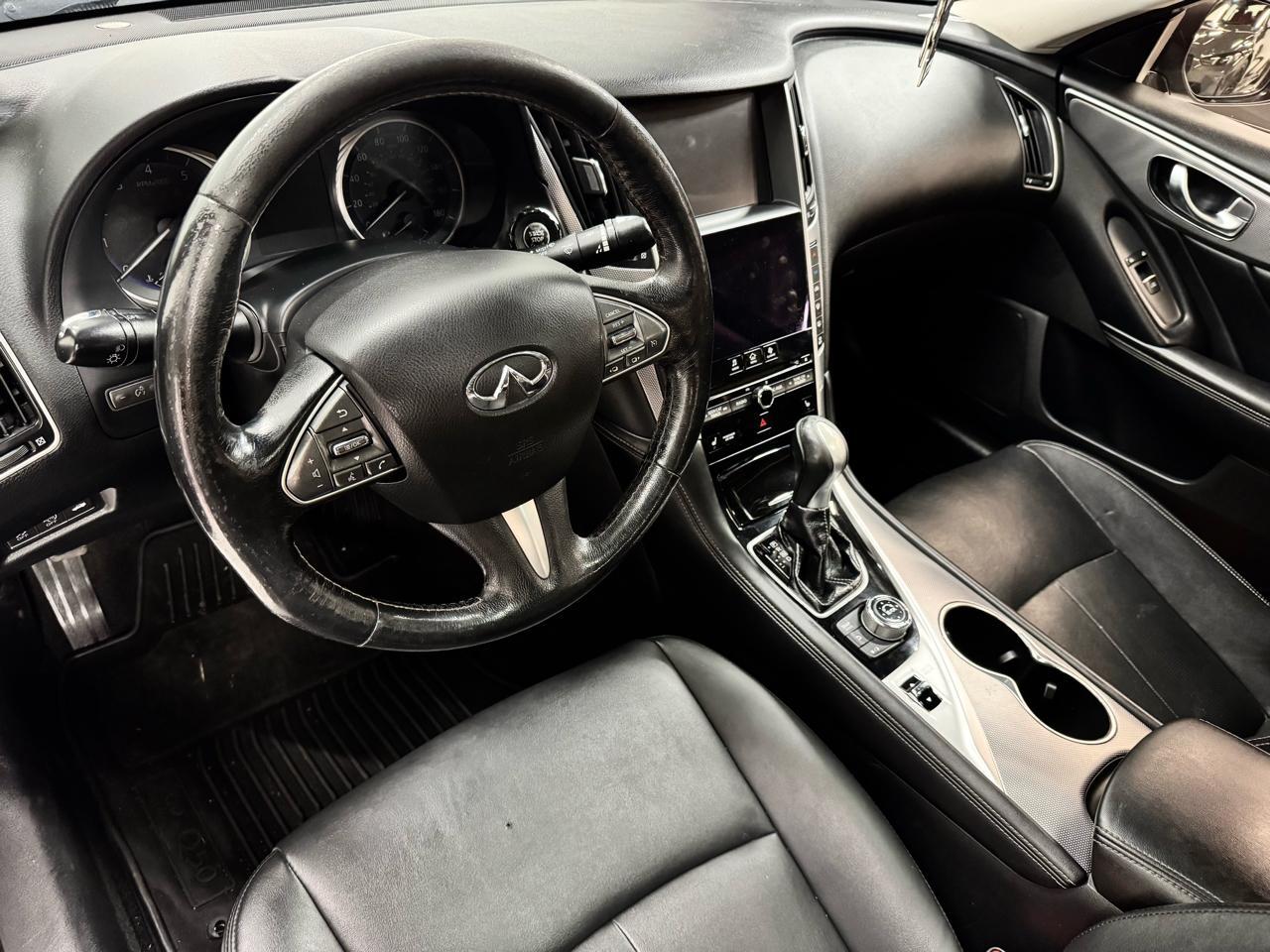 Infiniti Q50 2.0t AWD 2016