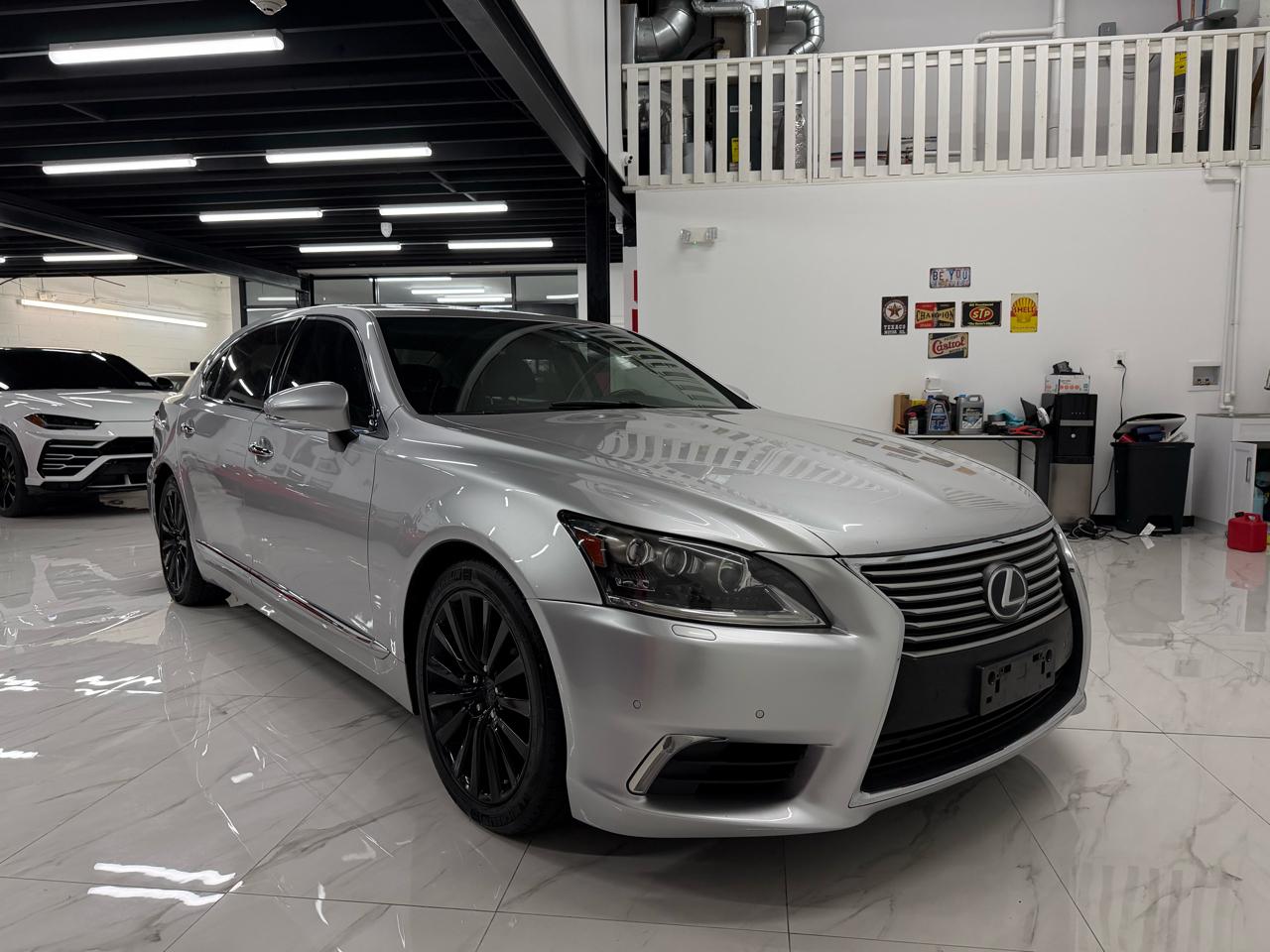 Lexus LS 460 L Luxury Sedan AWD 2014