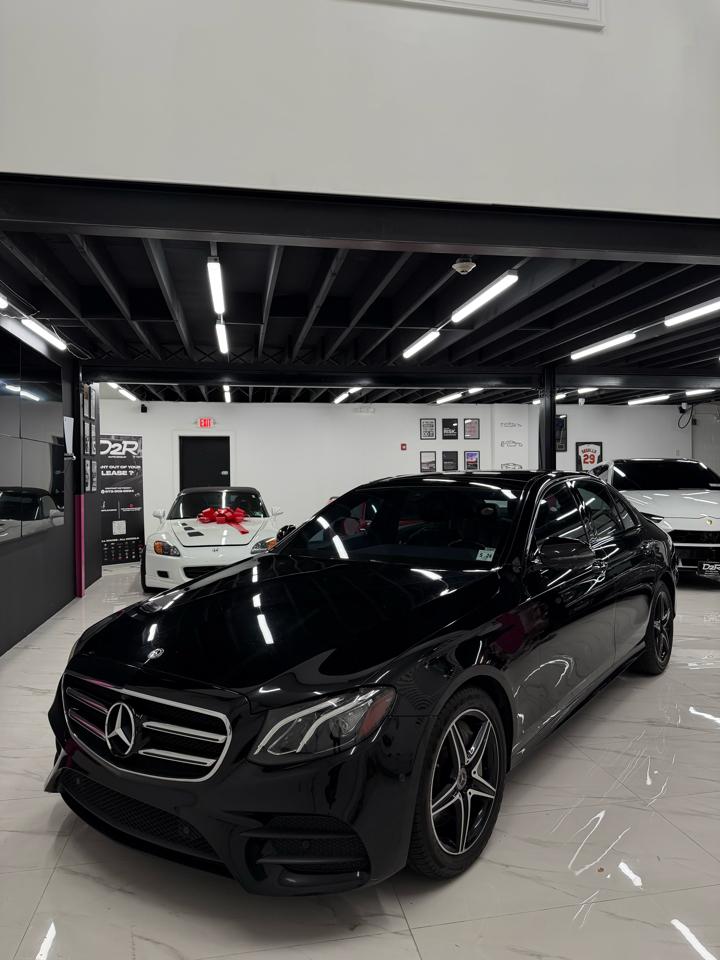 Mercedes-Benz E-Class E300 Luxury 4MATIC Sedan 2019