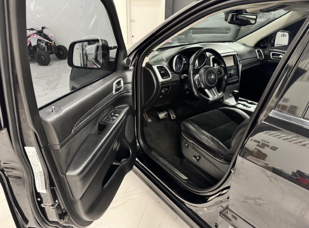 Jeep Grand Cherokee SRT8 4WD 2012