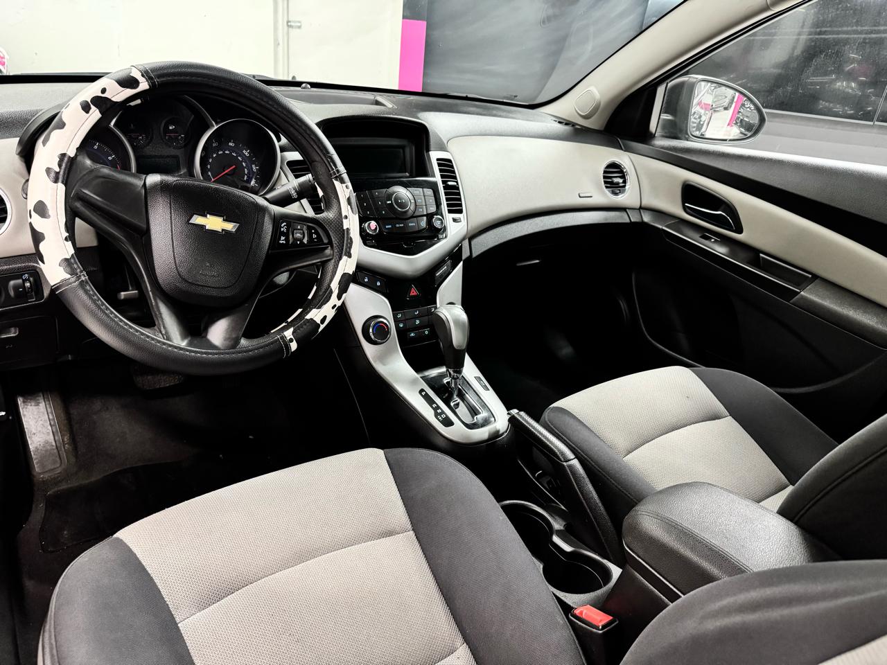Chevrolet Cruze LS Auto 2014