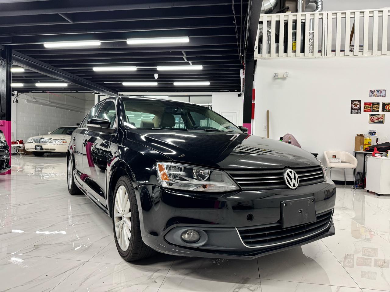 Volkswagen Jetta SEL PZEV 2013