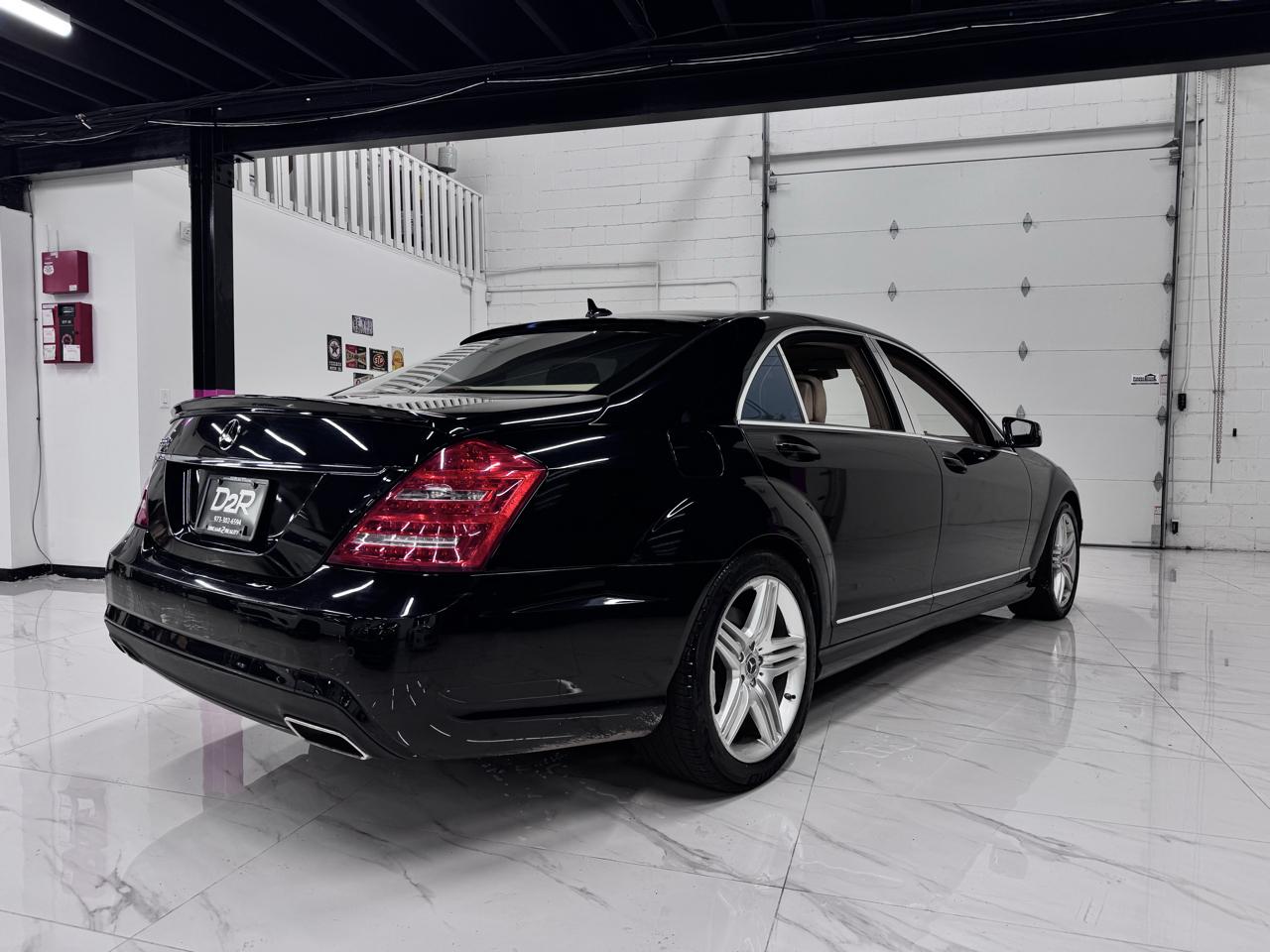 Mercedes-Benz S-Class S550 2013