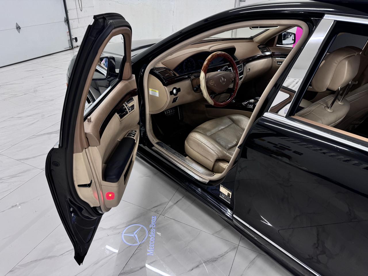 Mercedes-Benz S-Class S550 2013