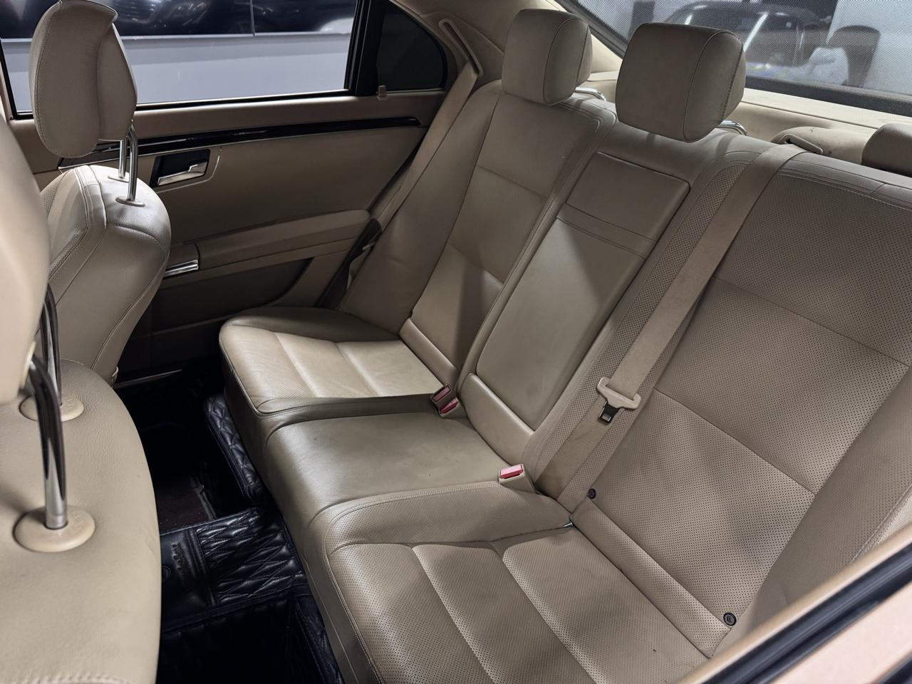 Mercedes-Benz S-Class S550 2013