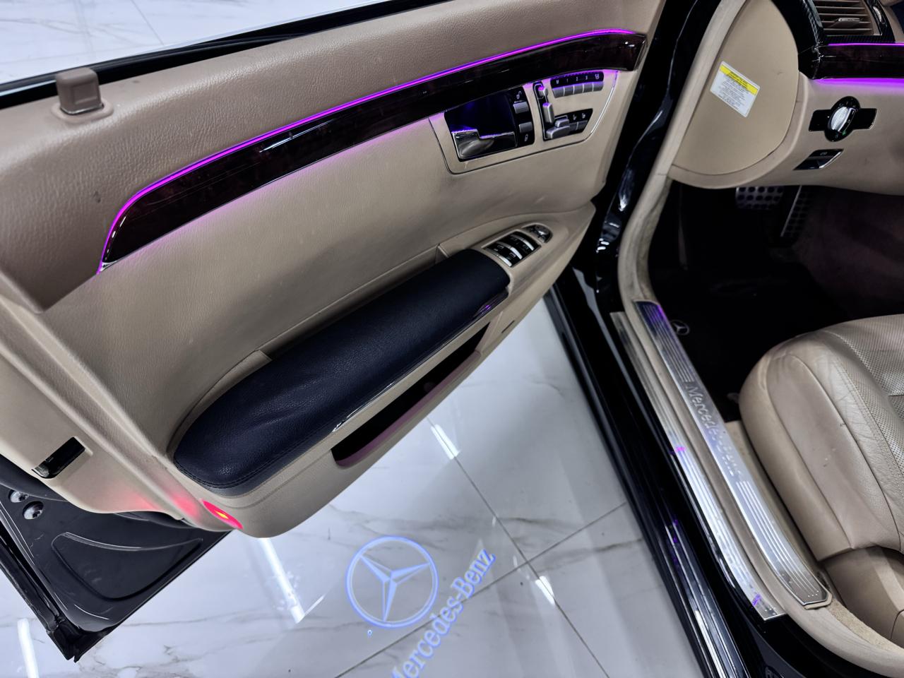 Mercedes-Benz S-Class S550 2013