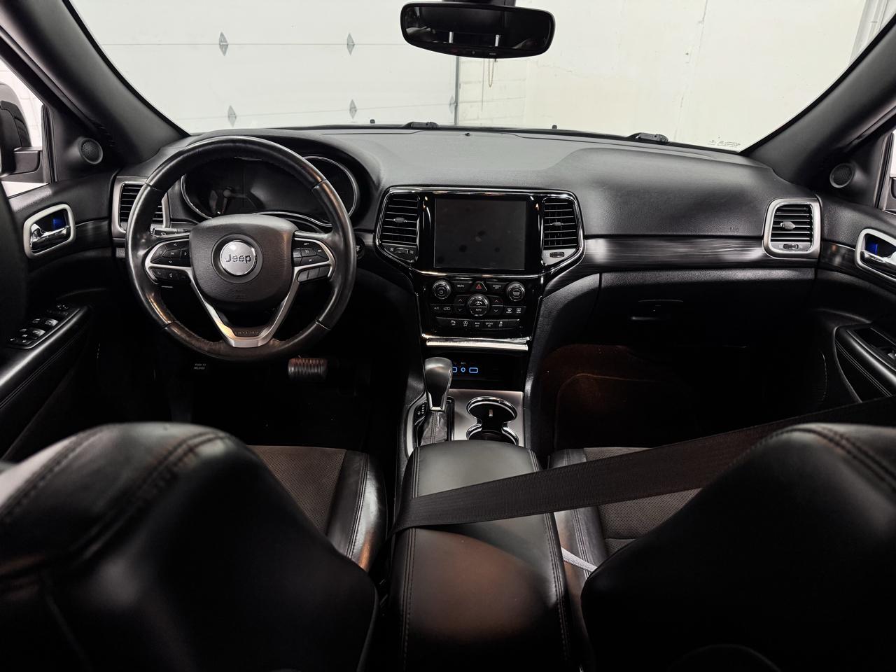 Jeep Grand Cherokee Laredo 4WD 2020