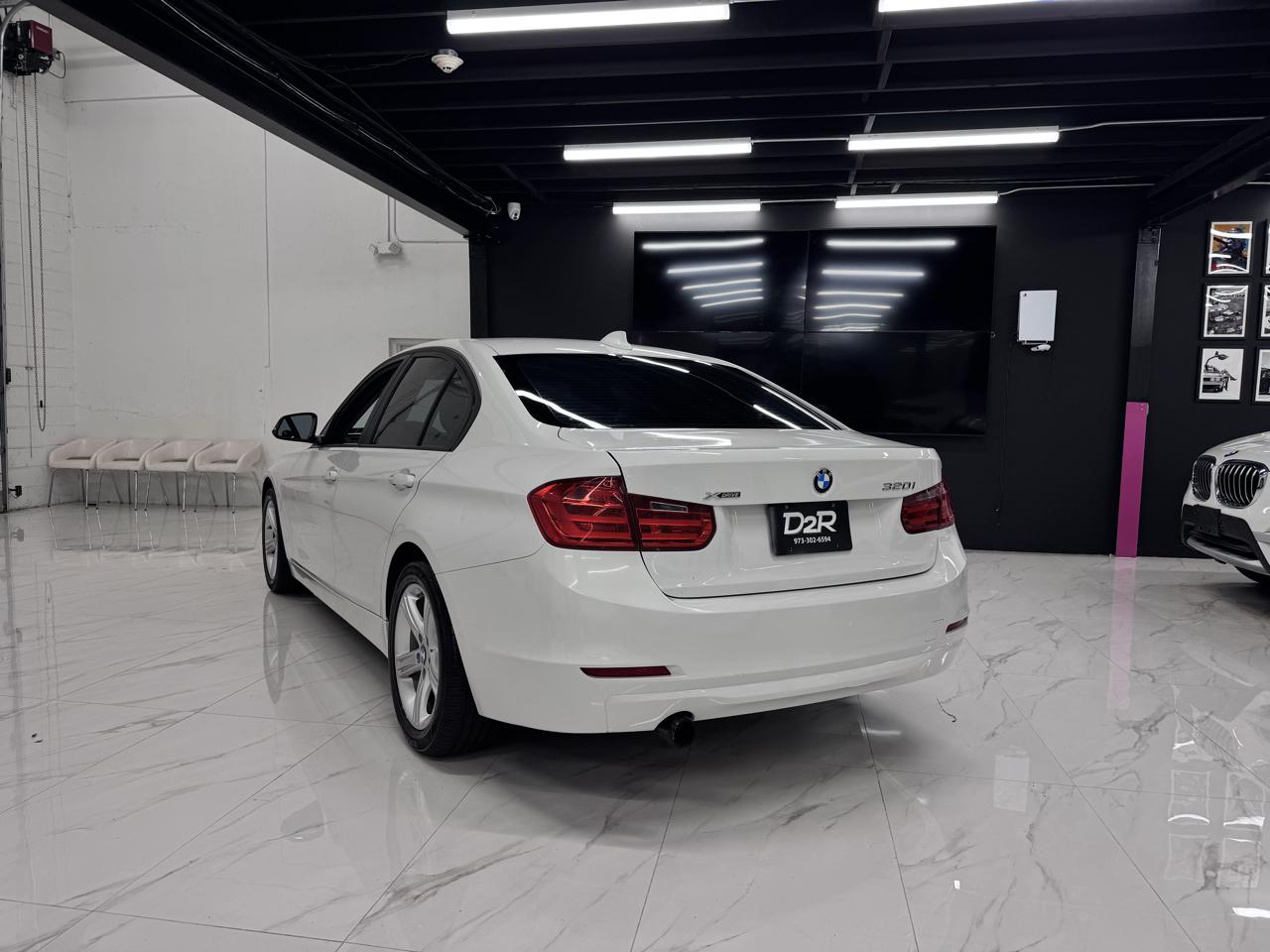BMW 3-Series 320i xDrive 2014