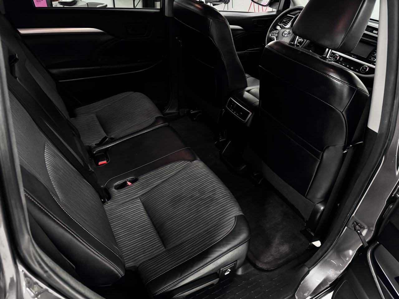 Toyota Highlander LE FWD V6 2014